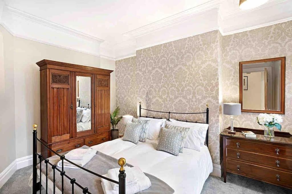 The Stanley Suite 1 Bedroom Apt Dog Friendly Patio Harrogate Exterior photo
